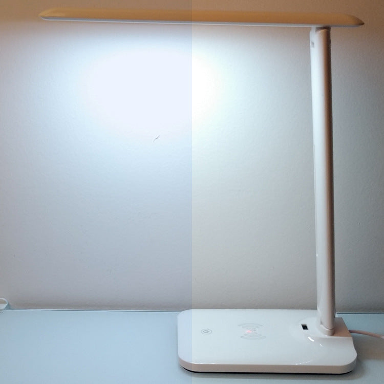 Eye Protection Desk Lamp Wireless Charger Stepless Dimming